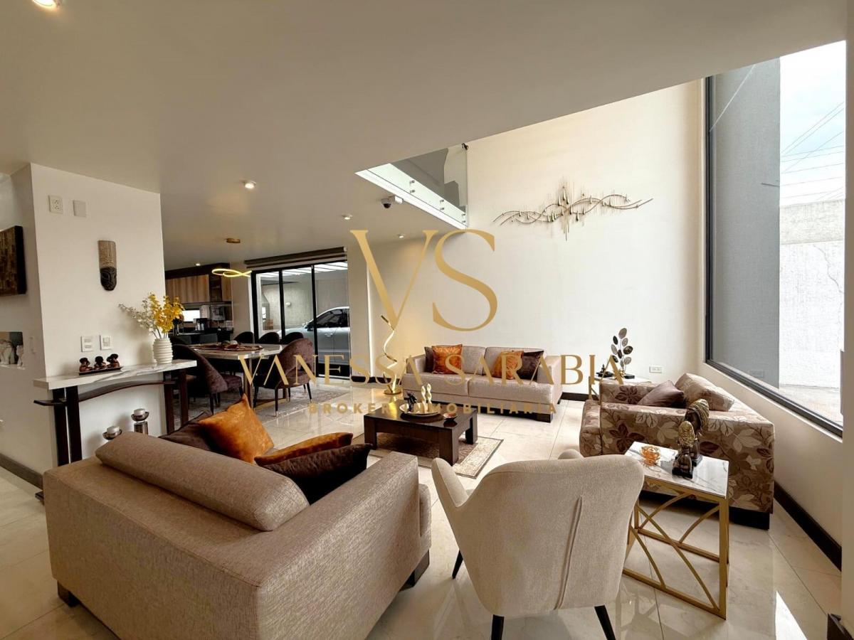Vendo Casa Independiente en El Valle de Los Chillos, Quito - Ecuador — imagen 8