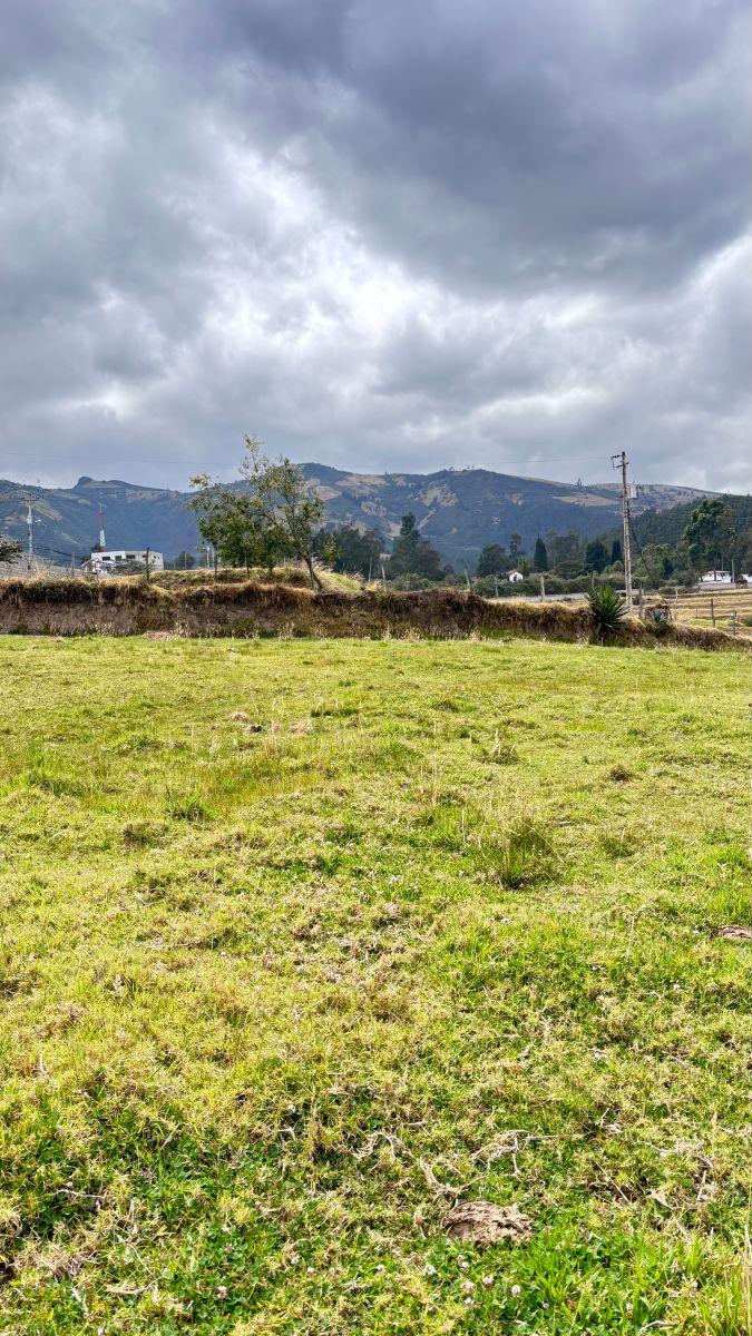 Terreno de Venta Sector Aeropuerto, a Cuatro Cuadras de Redondel de Alpachaca y de Gasolinera Primax — imagen 4