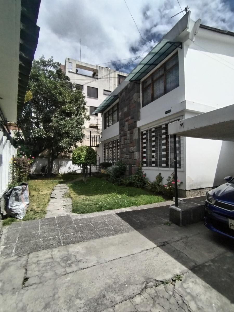 Casa Independiente en Venta con 4 Suites, Secor La Y. Provincia de Pichincha — imagen 10