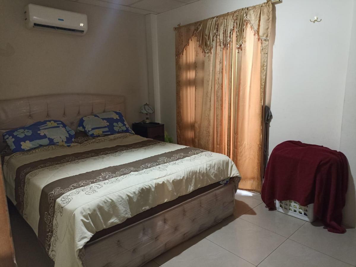 Casa de Venta en La Urbanización Metrópolis, 3 Dorm.. Guayas — imagen 2