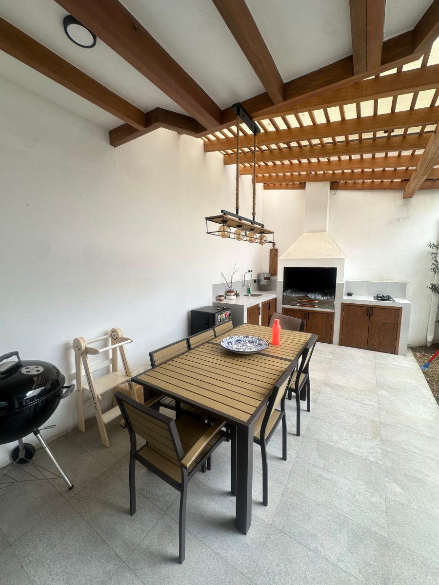 Hermosa y Cómoda Casa No Adosada en Conjunto — imagen 5