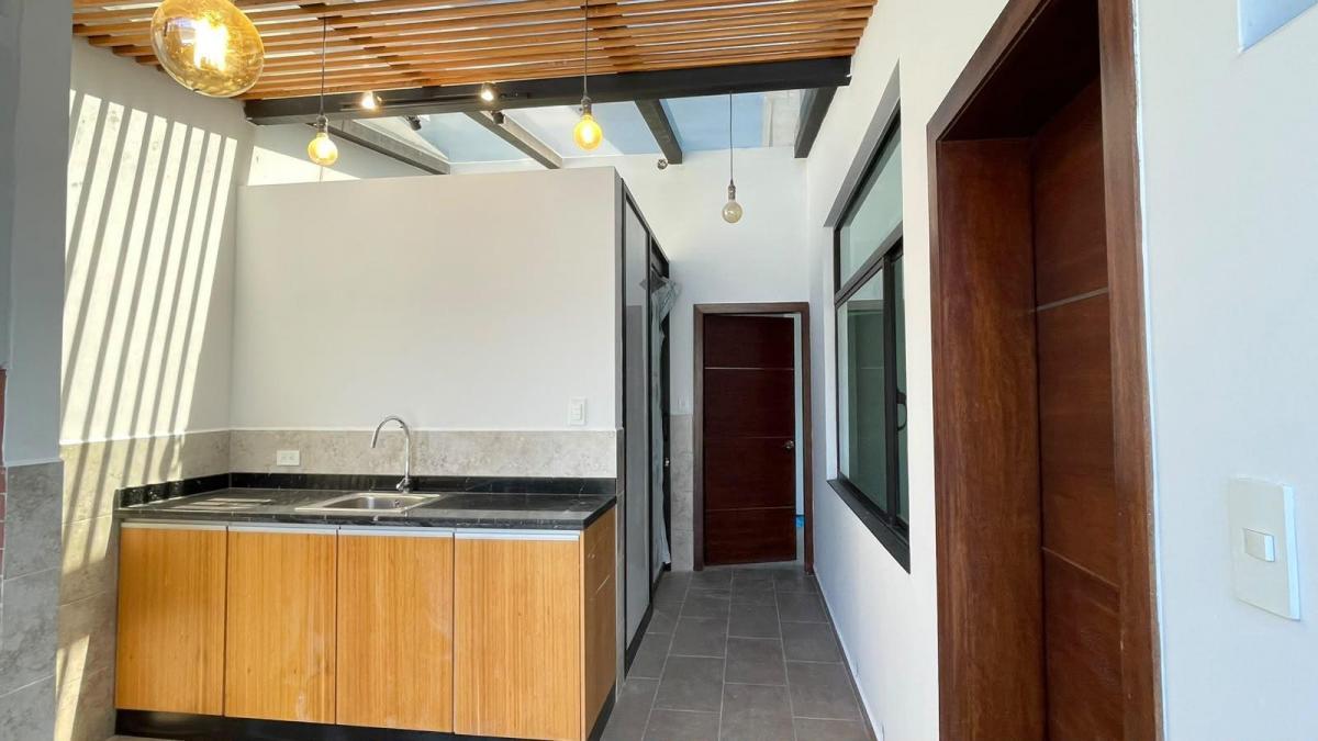 Venta de Casa 3 Domitorios Más Estudio y Terraza, Tumbaco La Morita — imagen 3