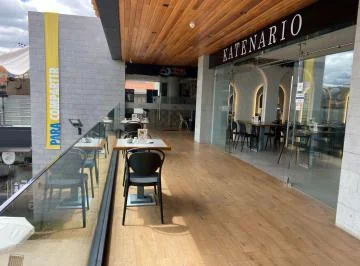 Local Comercial en Venta. Plaza Santa Ana, Azuay — imagen 2
