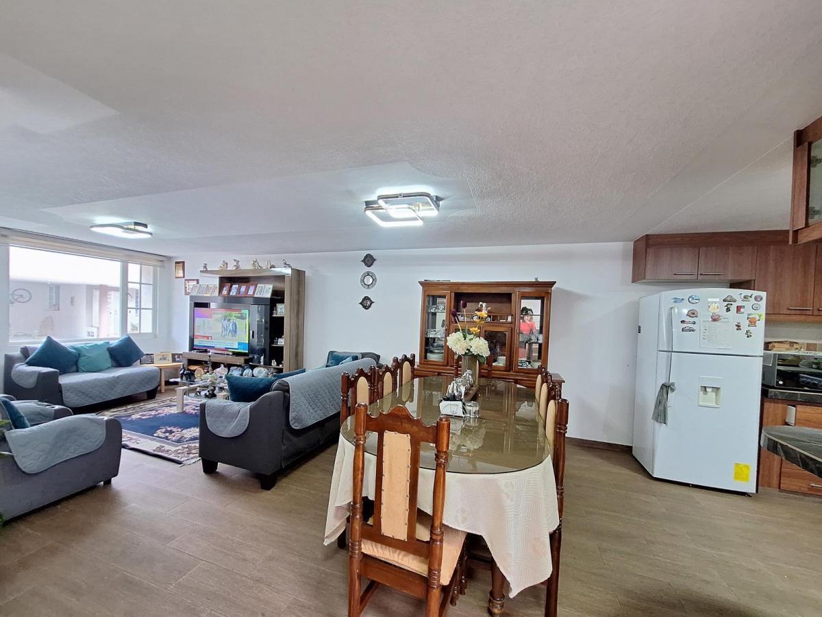 Casa en Venta 3 Dorm., Terraza, Parqueadero, Calderón — imagen 7