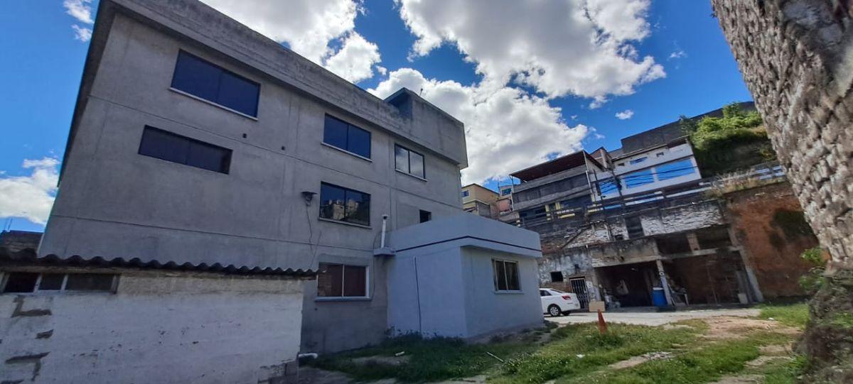 Vendo Amplia Casa Rentera Al Sur de Quito — imagen 8