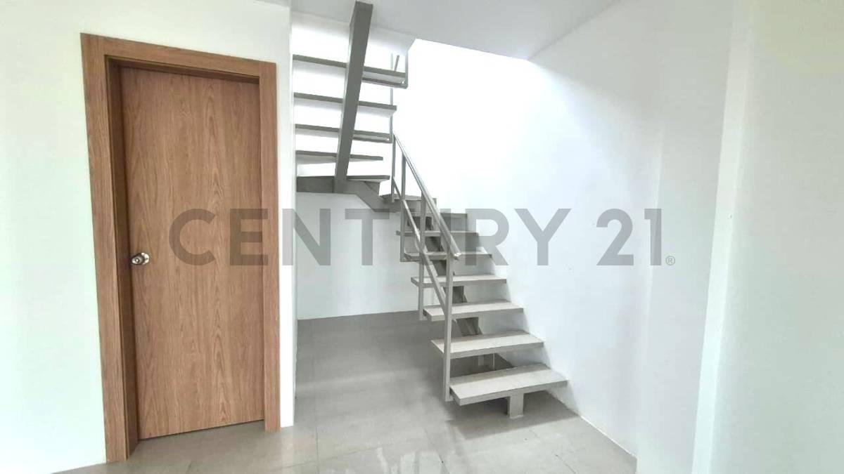 Venta de Casa en Urb. Belén del Norte - Vía a Daule J. Zav, Guayas — imagen 2