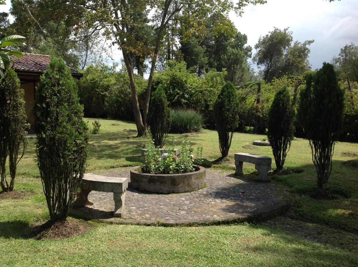 Venta Hermosa Quinta 5 Dorm. con Terreno de 9652 m² en El Valle de Los Chillos - Quito — imagen 4
