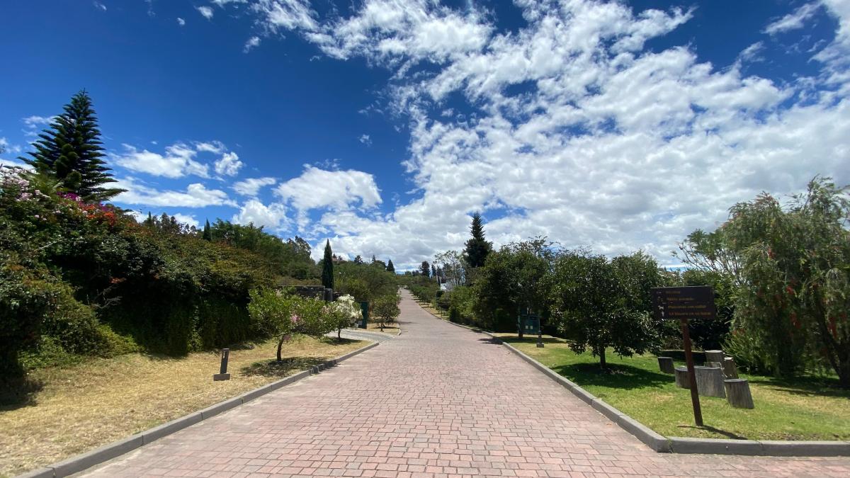 Huayraloma Nayon – Terreno 1.940 m² en Entorno Natural, Urbanización Exclusiva — imagen 10