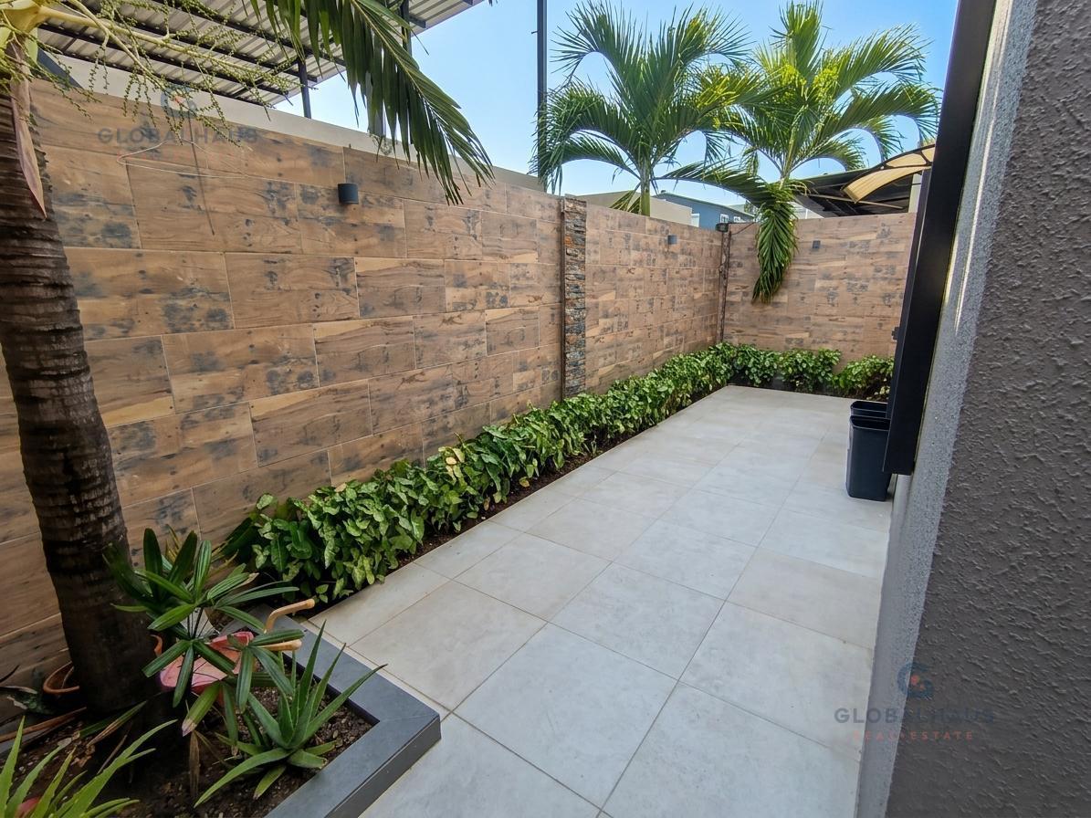 Venta Casa Villa del Rey Etapa Juan Carlos Daule, 3 Dorm., J. C. Guayas — imagen 8