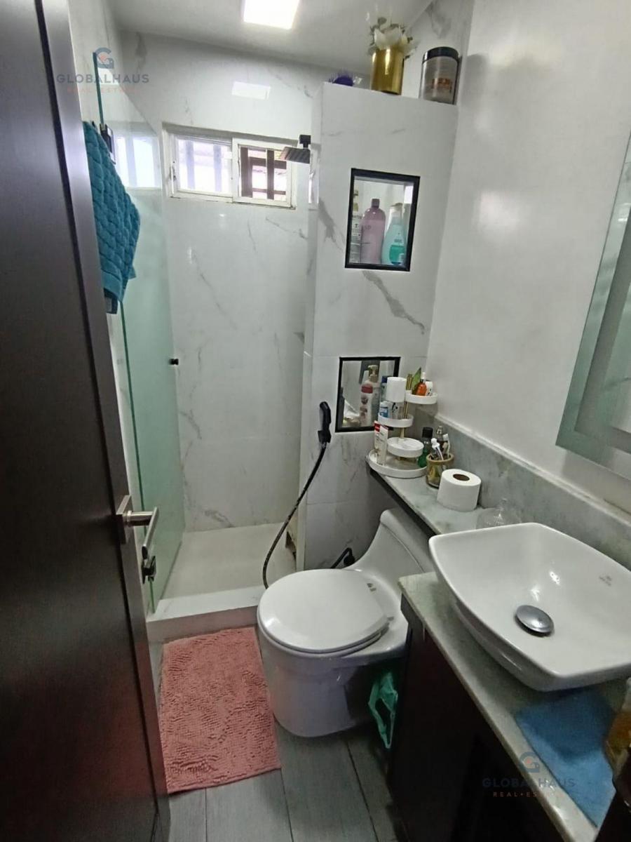 Venta Casa Villa del Rey Etapa Juan Carlos Daule, 3 Dorm., J. C. Guayas — imagen 2