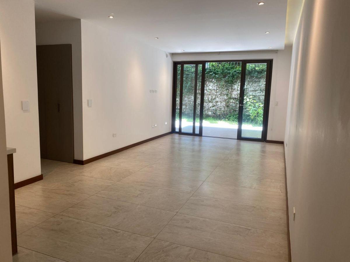 Venta Departamento 2 Dorm. En109 m² con 37 m² de Jardín, Sector El Nacional, Tumbaco — imagen 10