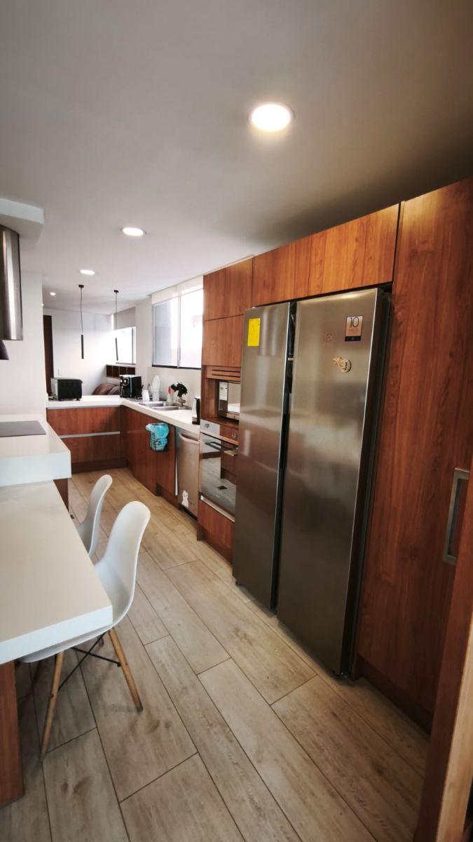 Exclusivo Departamento de Lujo, 3 Dorm. Amoblado, Sector La Carolina — imagen 10