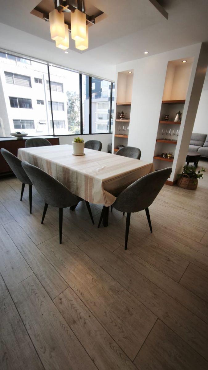 Exclusivo Departamento de Lujo, 3 Dorm. Amoblado, Sector La Carolina — imagen 2