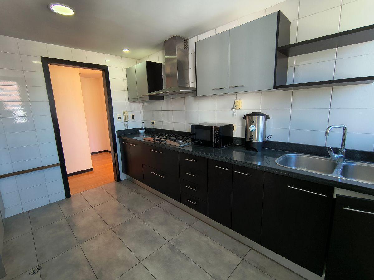 Vendo Departamento Dúplex de 2 Dorm., en El Sector de La Bosmediano — imagen 7