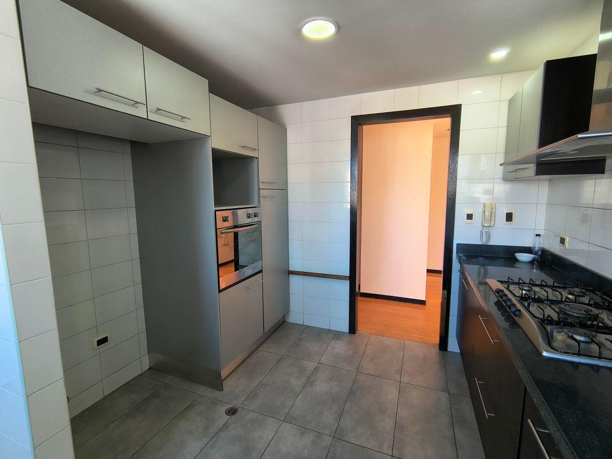 Vendo Departamento Dúplex de 2 Dorm., en El Sector de La Bosmediano — imagen 6