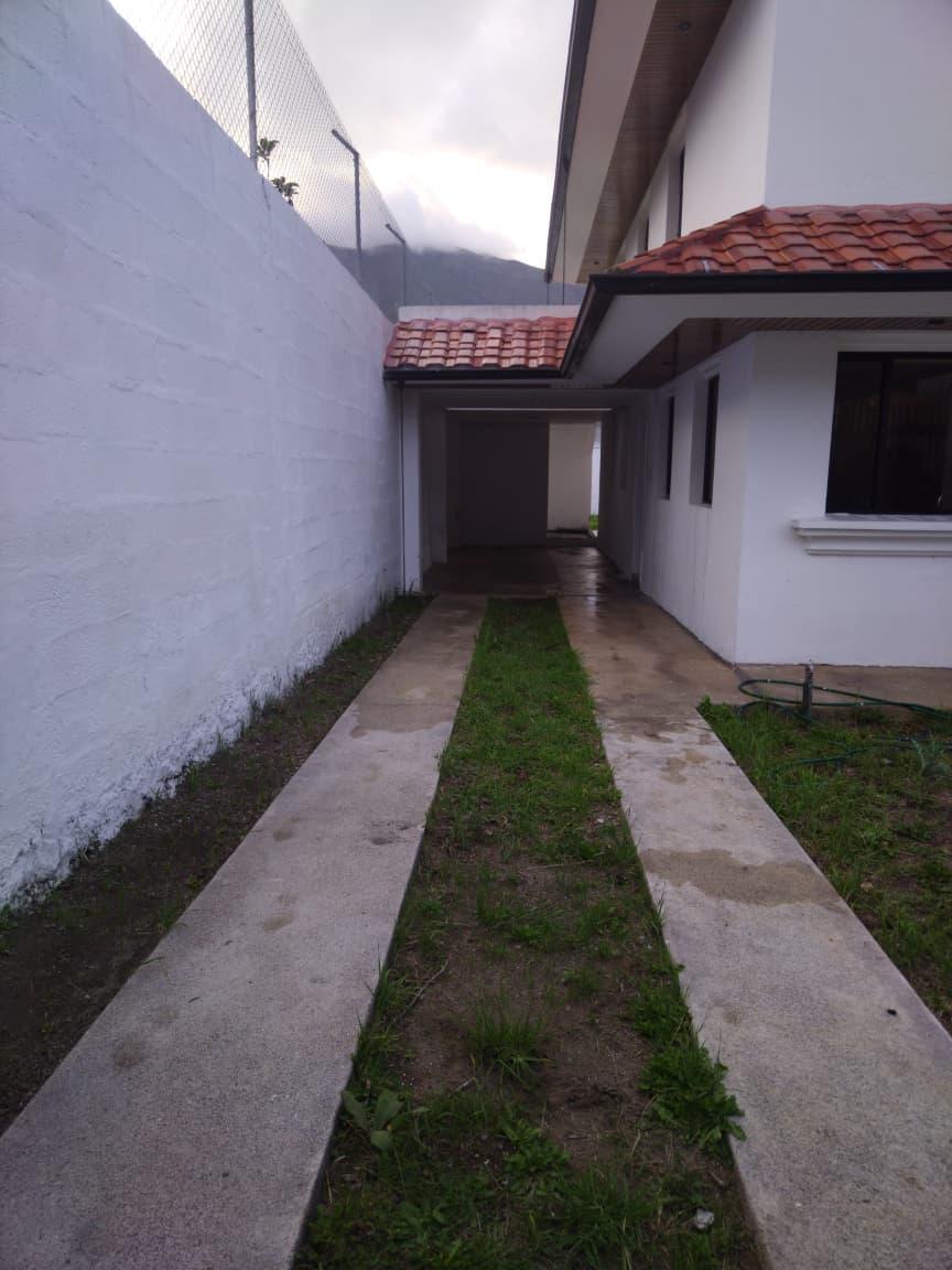 Casa - Pomasqui — imagen 6