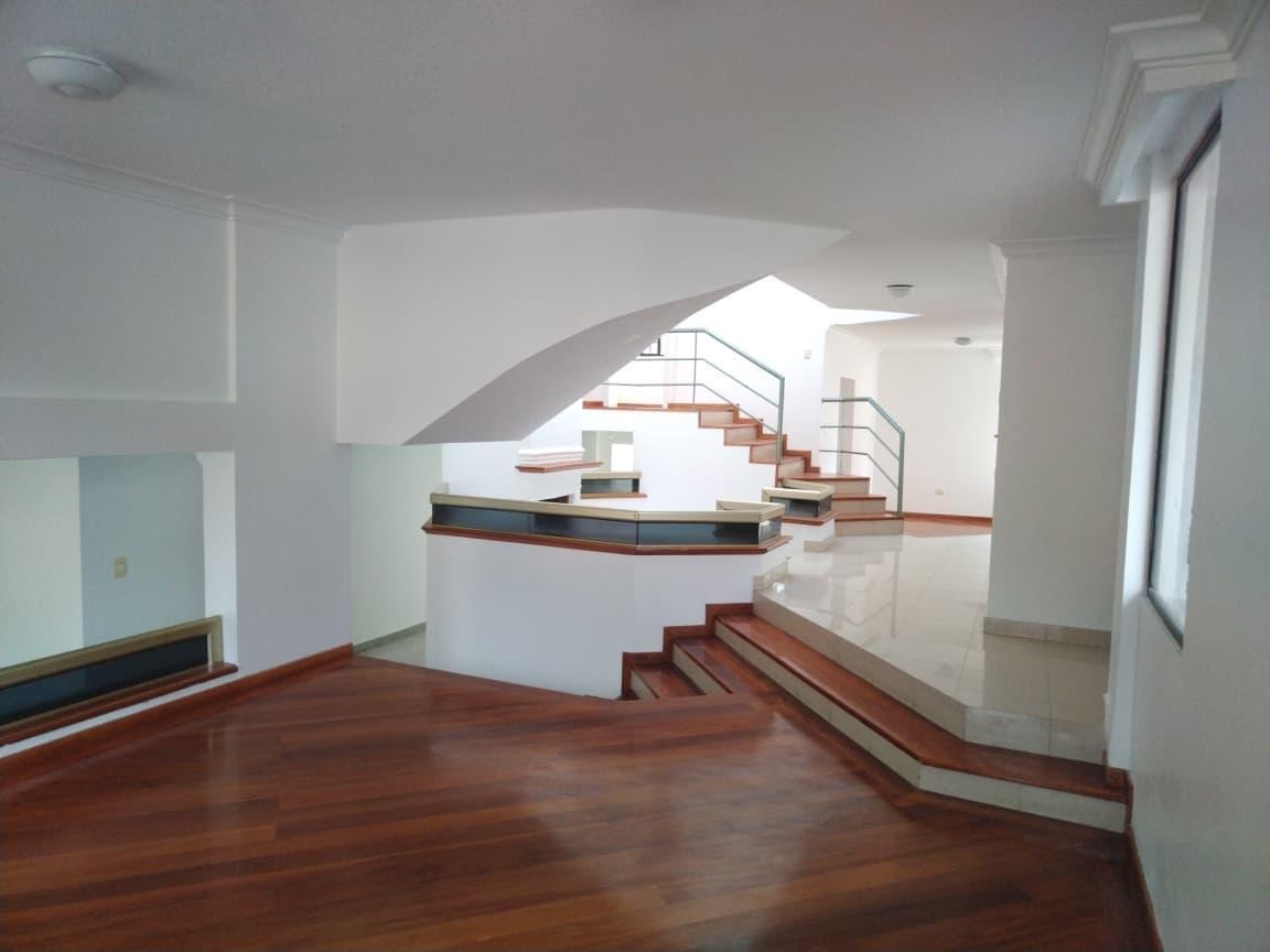 Casa - Pomasqui — imagen 2