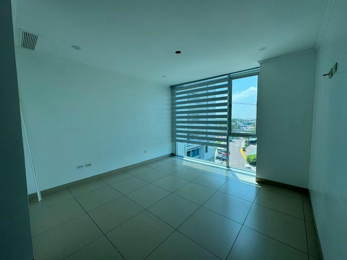 Departamento en Venta – River Towers precio: $300.000, Guayas — imagen 3