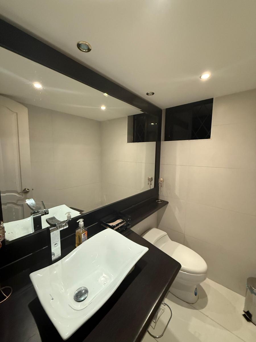 De Venta Hermoso Departamento Duplex (Colegio Sek) — imagen 8