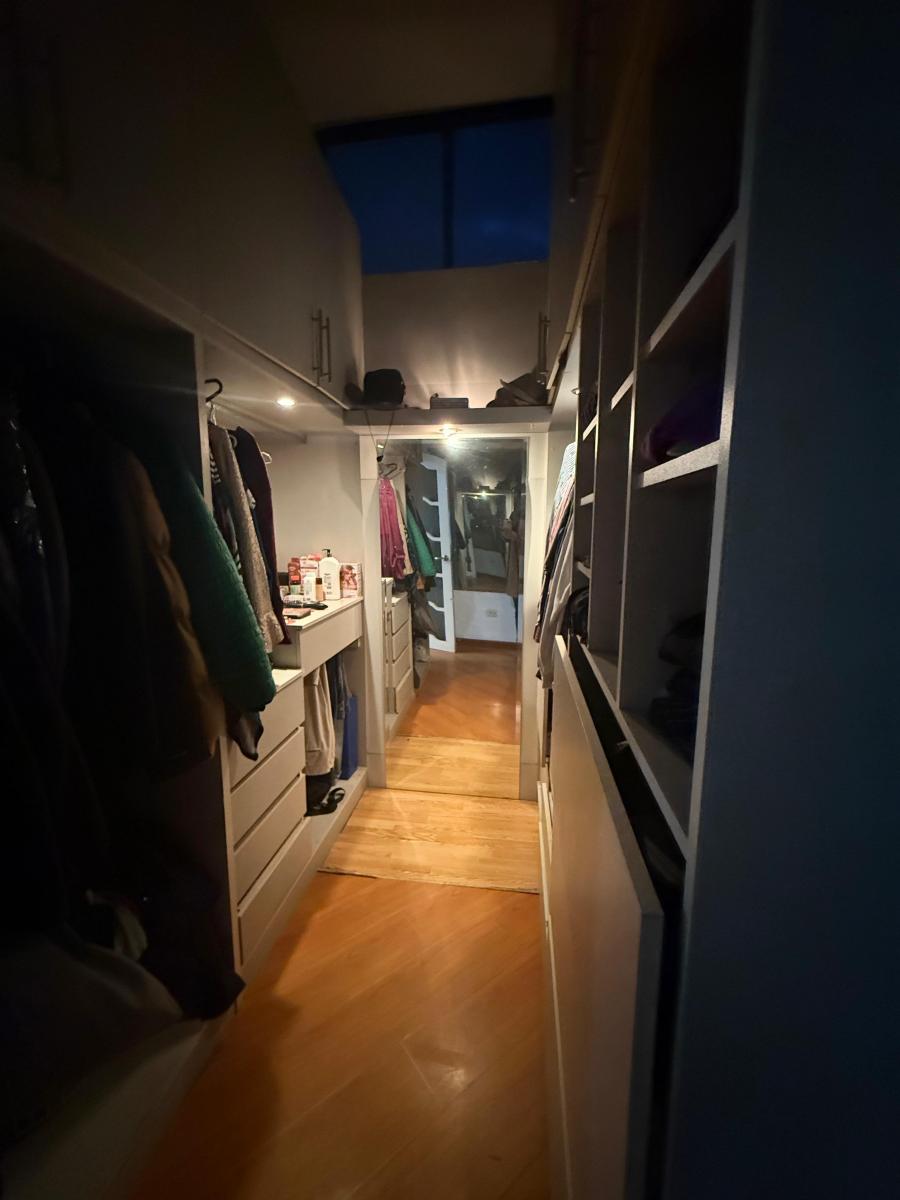 De Venta Hermoso Departamento Duplex (Colegio Sek) — imagen 2