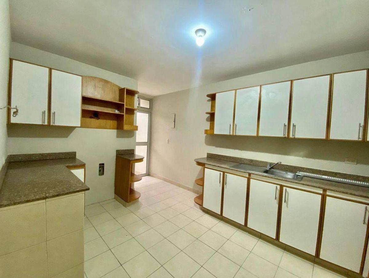 Venta. Via Samborondon. Lindo Departamento. Sector Uess. 3 Hab. P. B. $165.000 Neg. Guayas — imagen 6