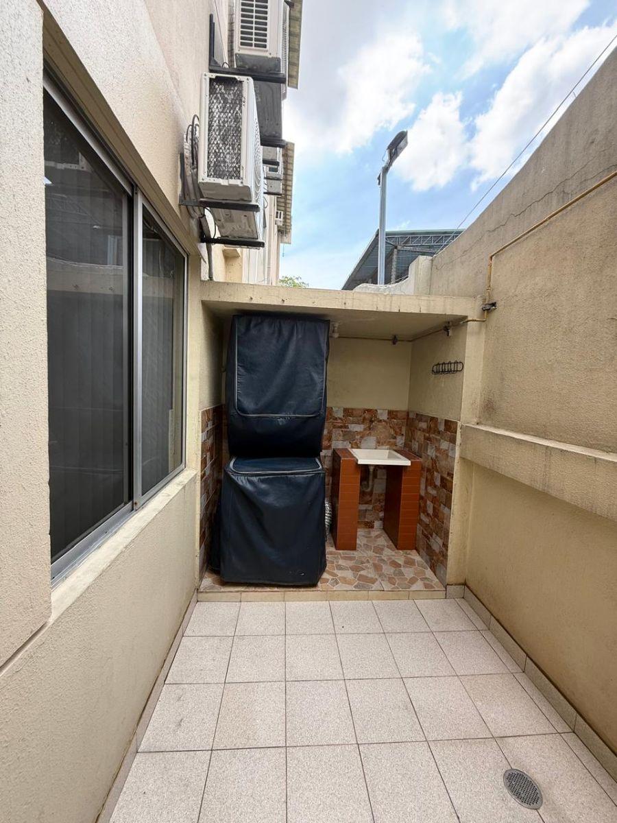 Venta. Via Samborondon. Lindo Departamento. Sector Uess. 3 Hab. P. B. $165.000 Neg. Guayas — imagen 3