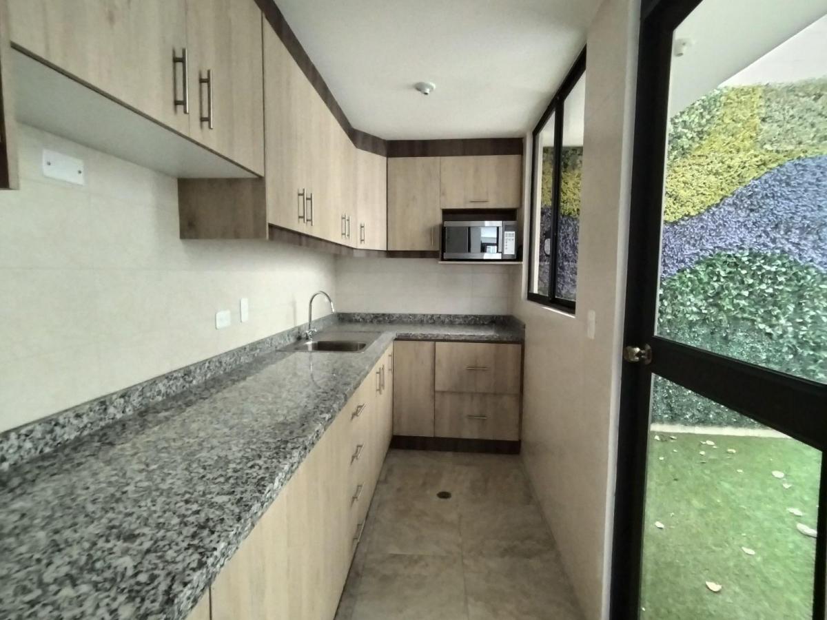 Casas Vip en Venta en Conjunto con Piscina — imagen 7