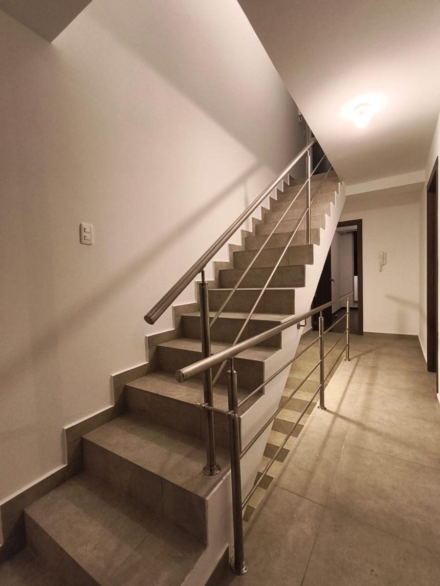 Casas por Estrenar de Venta en El Sector de La Pampa Dentro de Urbanización en Conjunto de 4 Casas — imagen 6