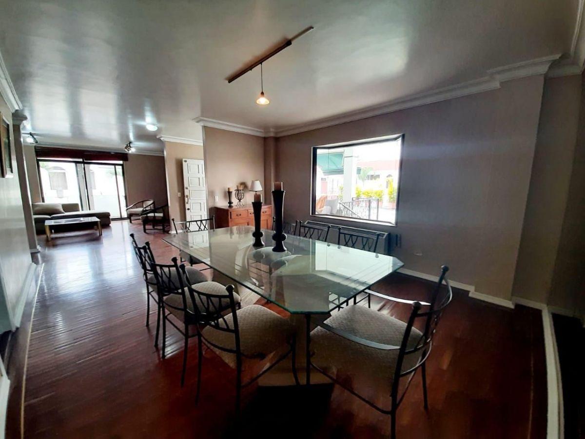 Vendo Departamento en Urdesa Central, Guayas — imagen 6