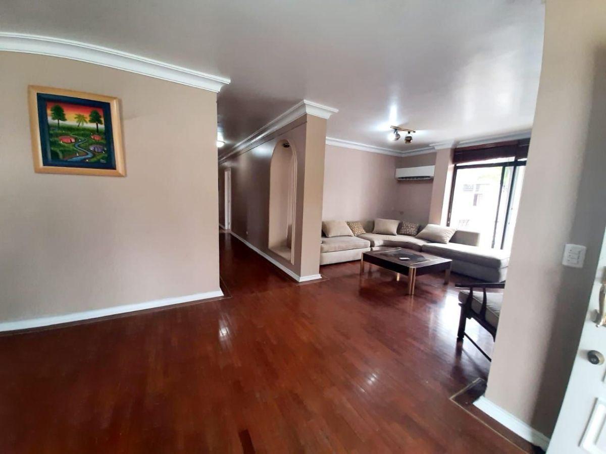 Vendo Departamento en Urdesa Central, Guayas — imagen 5