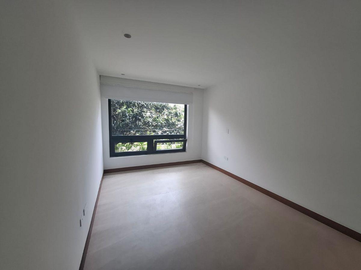 Lindo Departamento de 132 m² con 3 Habitaciones en Venta en Tumbaco — imagen 5