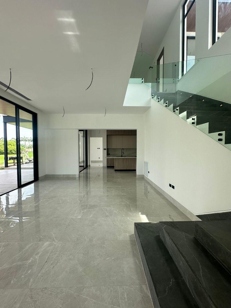 Exclusiva Casa en Alquiler y Venta en Mocoli Golf Club con Vista Al Campo de Golf y Al Lago, Guayas — imagen 9