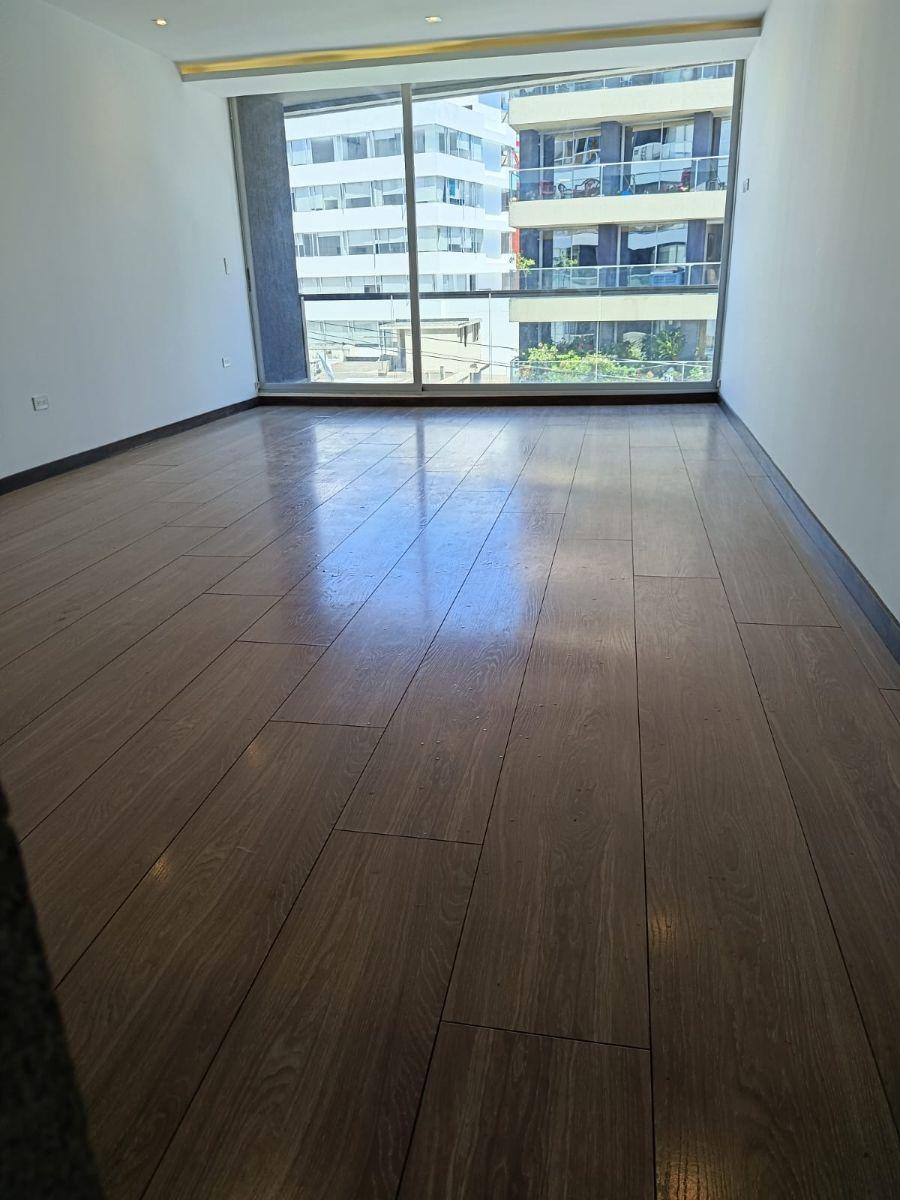 Vendo de Oprtunidad Lindo Departamento 3 Habitaciones — imagen 9