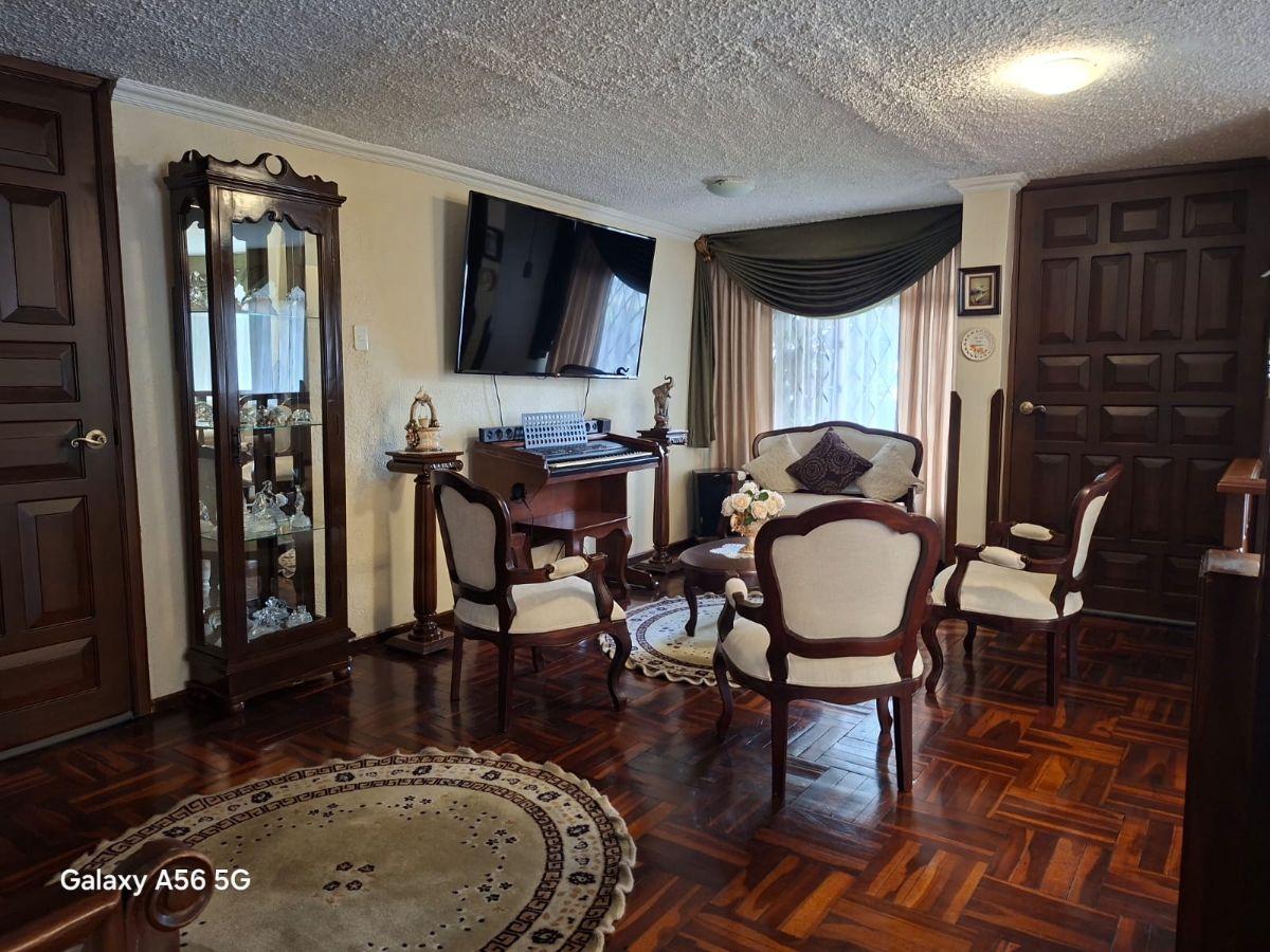 Casa de 450 m² con 5 Dorm. en Venta y Alquiler, Real Audiencia — imagen 7
