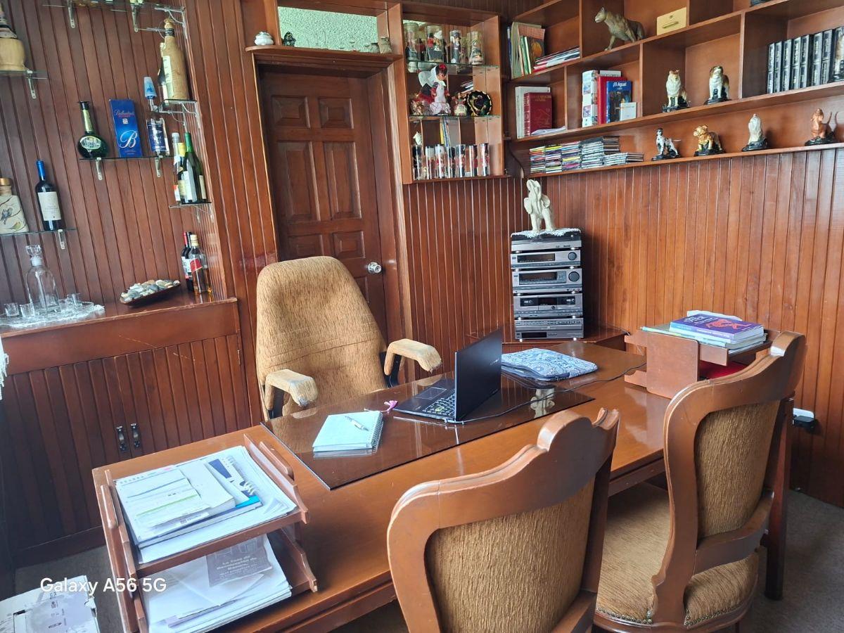 Casa de 450 m² con 5 Dorm. en Venta y Alquiler, Real Audiencia — imagen 4