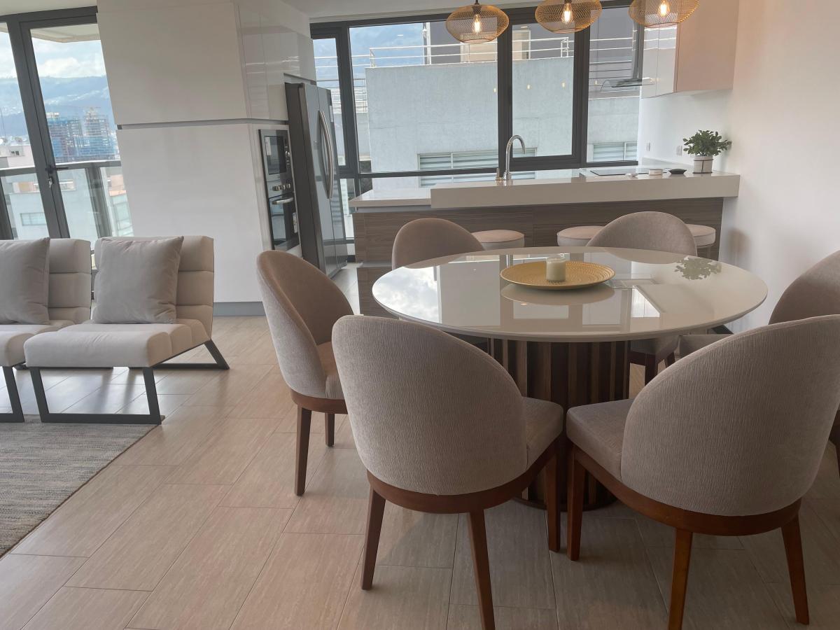 Vendo Lujoso Departamento Amoblado o Sin Muebles - Sector Centro Norte — imagen 1