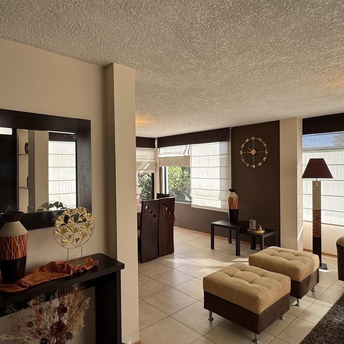 Venta Casa de 198 m² de 3 Dorm. en La Urbanización La Pampa, Pomasqui - Quito — imagen 1