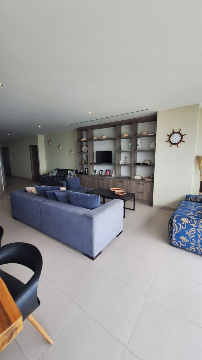 Departamento de 178 m² con 4 Dorm. en Venta en Punta Blanca Frente Al Mar — imagen 7