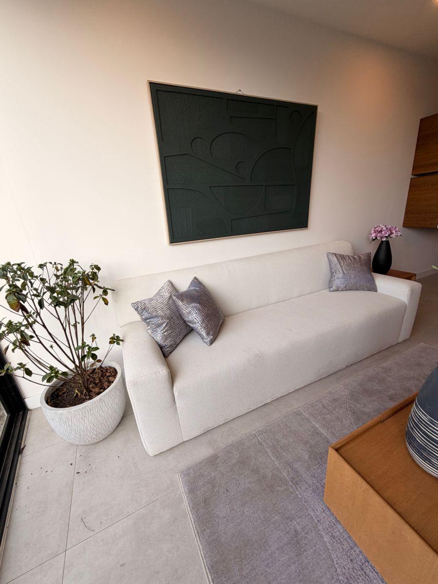 Venta Moderna Suite con Amplio Jardín por Estrenar en Tumbaco — imagen 5