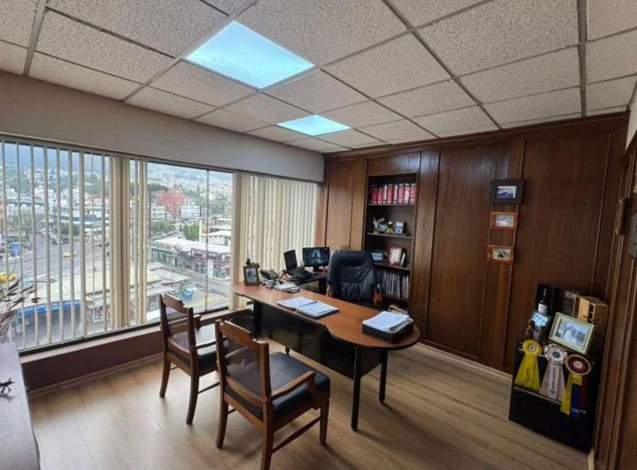 Oficina Corporativa en El Centro - Norte de Quito — imagen 1