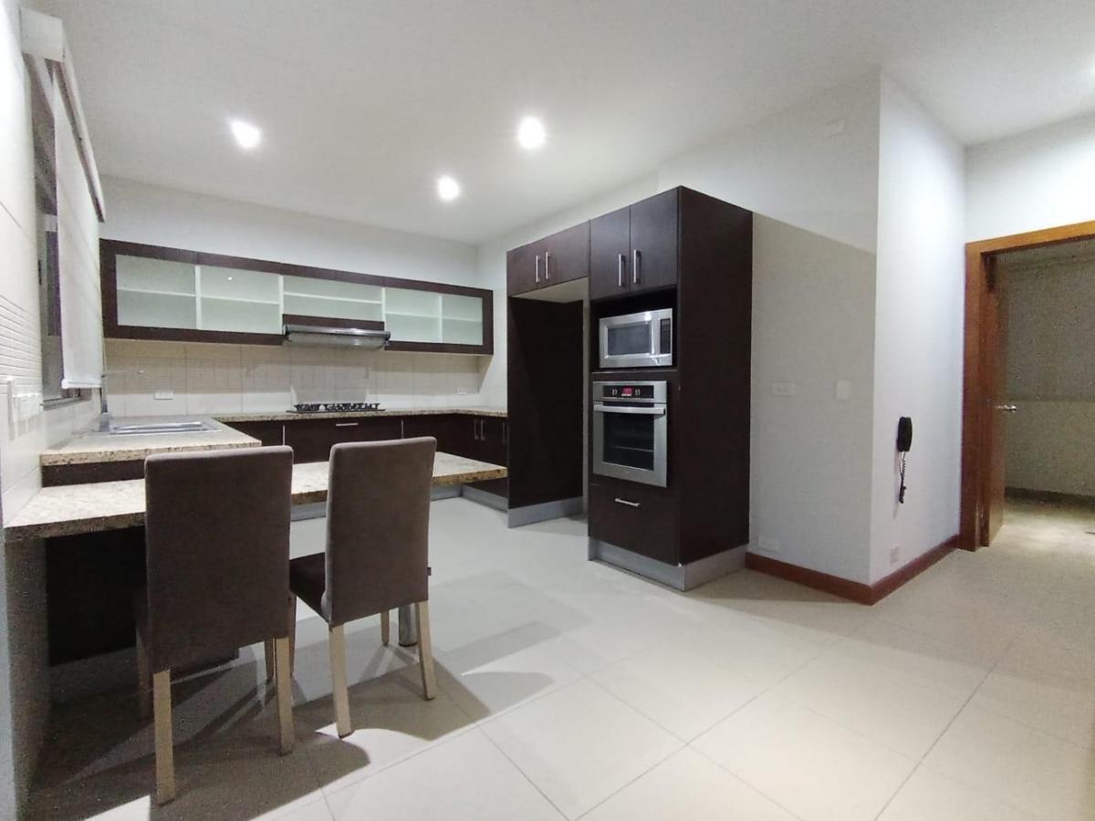 Cumbaya, El Potrero, Se Vende Casa — imagen 4