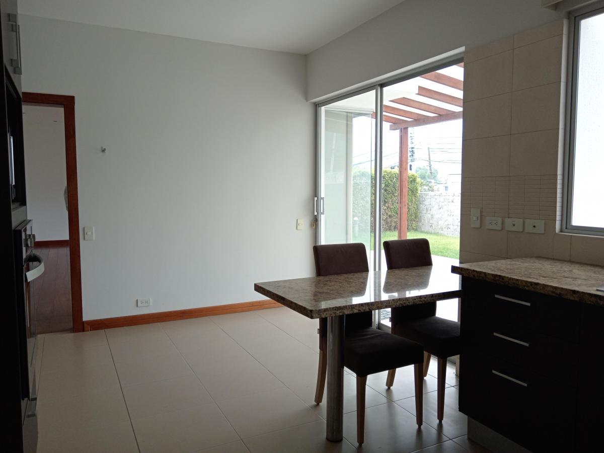 Cumbaya, El Potrero, Se Vende Casa — imagen 4
