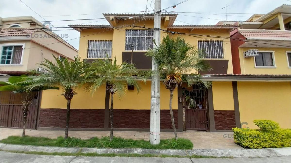 Venta de Casa en Urdenor 1 con 4 Habitaciones, 240 m² G. P. Guayas — imagen 10
