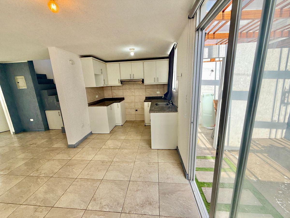 Casa de 3 Pisos en Venta – Llano Grande / Calderón — imagen 7