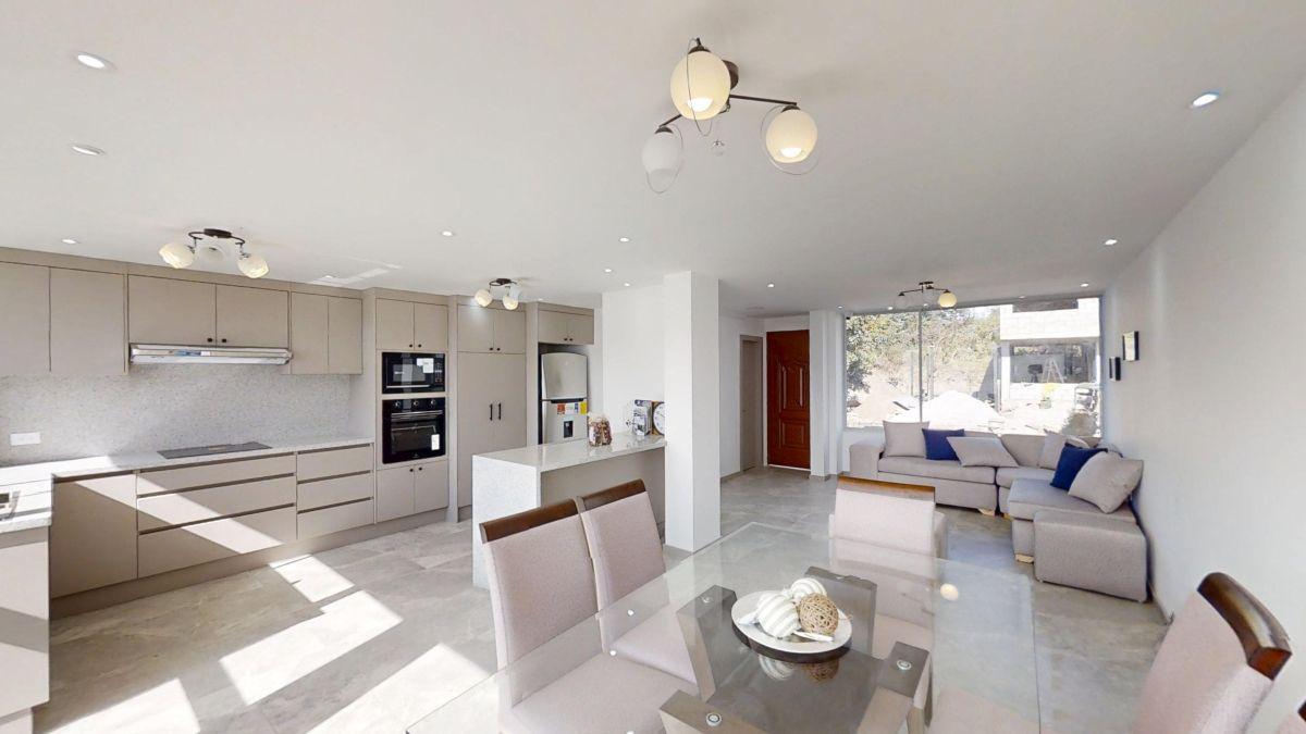 Planta Baja Abierta y Moderna: Cocina + Sala + Comedor en un Solo Ambiente — imagen 9