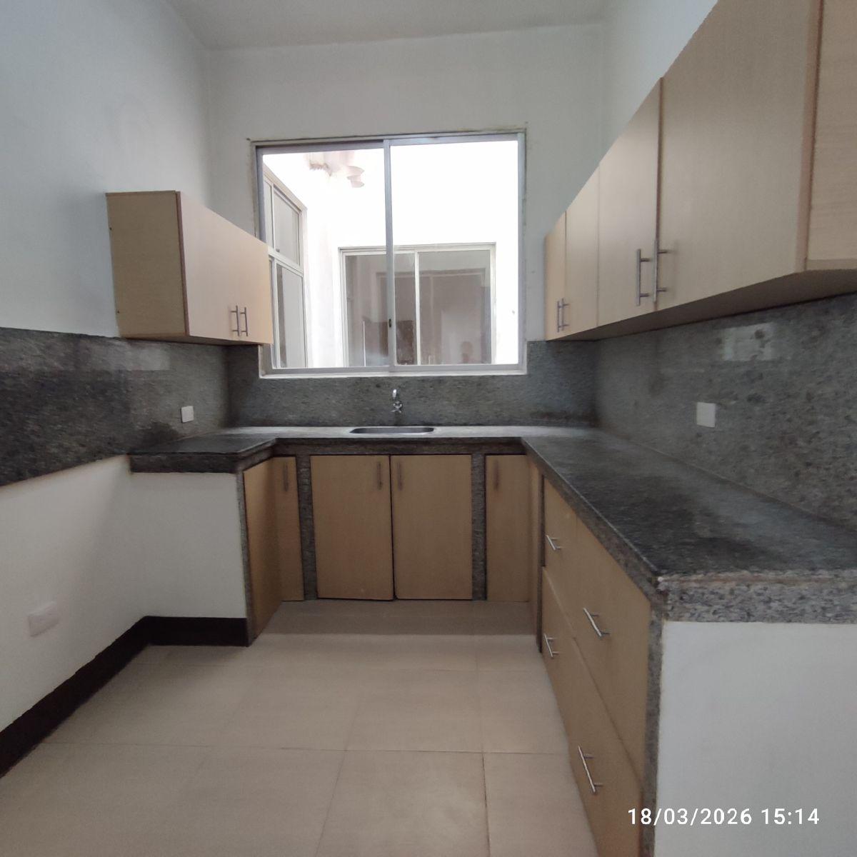 En Venta Departamento en Centro - Sur, Calles Garcia Goyena y Eloy Alfaro (Cerca de La Bahia), Guayas — imagen 5
