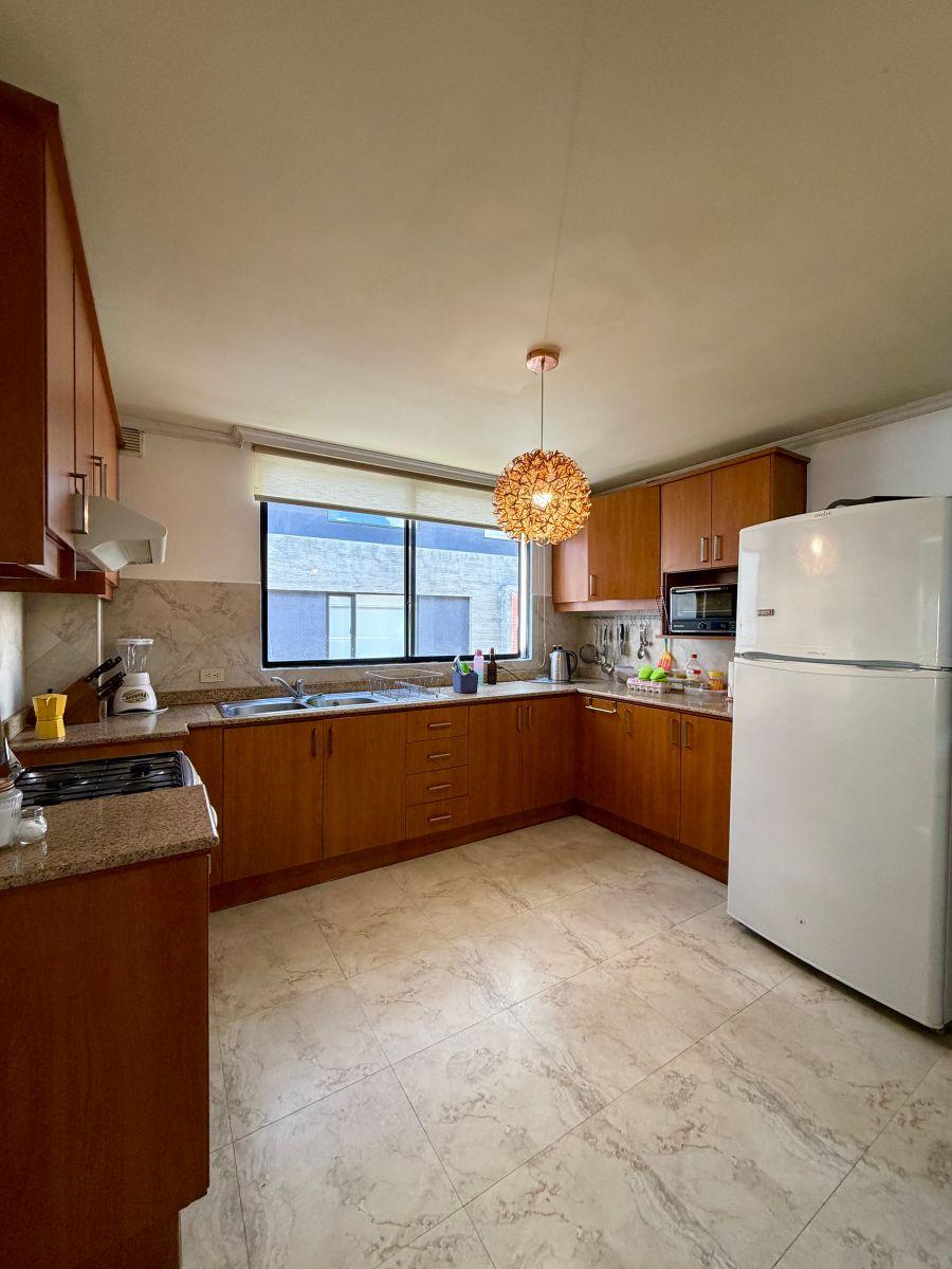 Departamento de 3 Habitaciones con Balcón - en Venta - Bellavista - 135 m² — imagen 5