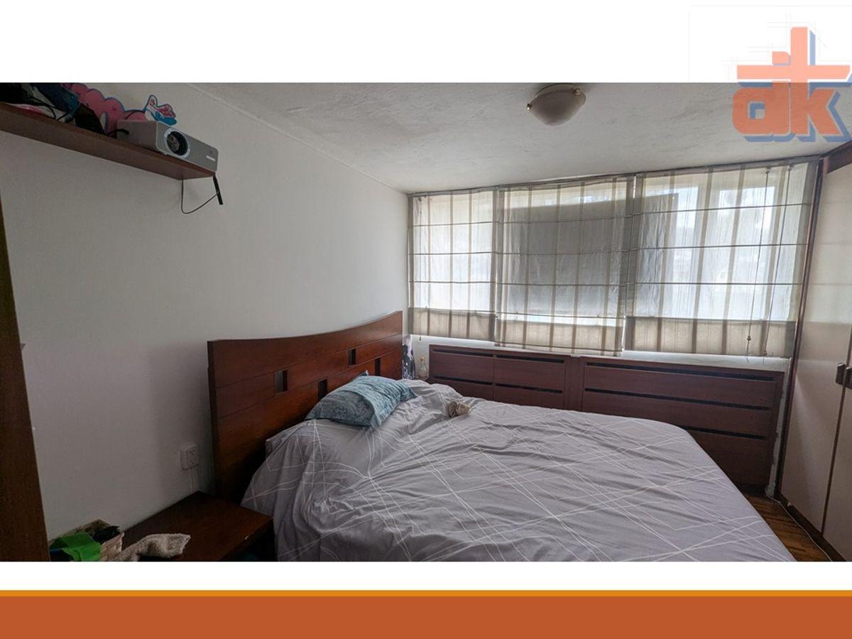 De Venta Hermoso Departamento Remodelado de 2 Hab en El Condado - Av Occidental — imagen 4