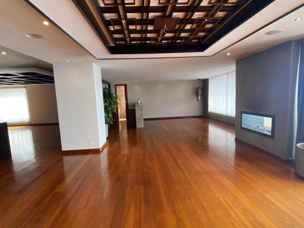 Venta Lujoso Departamento 436.70 m², Urb. Sierra del Moral, Quito — imagen 7