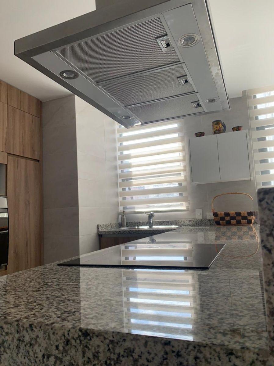 Departamento de 2 Dorm. en Venta Sector República del Salvador — imagen 9